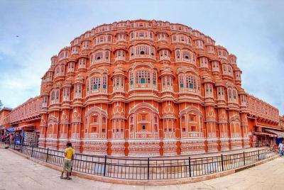 Hawa Mahal Skip the Line E-Tickets with Guide Hawa Mahal Skip the Line E-Tickets with Guide