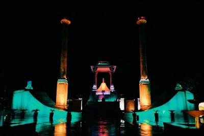 Discover Jaipur in Moonlight (2 Hours Guided Walking Tour with Tuk Tuk Ride) Discover Jaipur in Moonlight (2 Hours Guided Walking Tour with Tuk Tuk Ride)