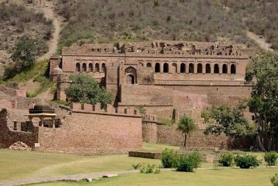 Bhangarh and Abhaneri Same Day trip through Jaipur.