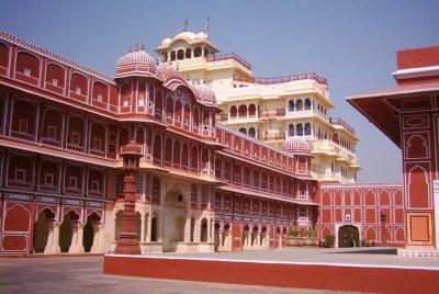 Skip The Line: Guided Jaipur Sightseeing Tour With Lunch & Entry Fee (Optional) Skip The Line: Guided Jaipur Sightseeing Tour With Lunch & Entry Fee (Optional)