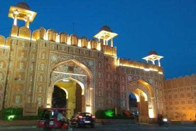 India in luxury tour with 12 packages. India in luxury tour with 12 packages.