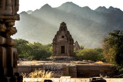 Day Trip to Barmer - A Guided Experience  Day Trip to Barmer - A Guided Experience