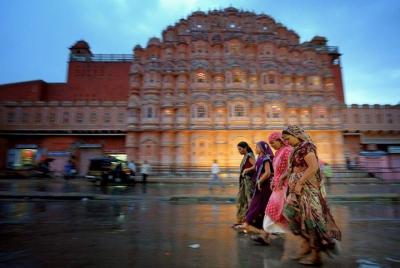 Private Full-Day Tour of Jaipur with Guide & Lunch