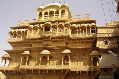Private Transfer from Jaisalmer to Jodhpur Private Transfer from Jaisalmer to Jodhpur