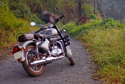 Rent a Royal Enfield in Jaisalmer Rent a Royal Enfield in Jaisalmer