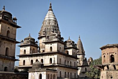 Orchha Khajuraho Tour