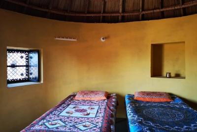 The Jhumpa(Hut) Village Homestay In Desert Under Stars Near Jodhp