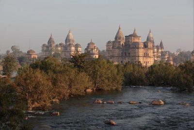 Private Day trip Orchha from Khajuraho with Lunch Private Day trip Orchha from Khajuraho with Lunch