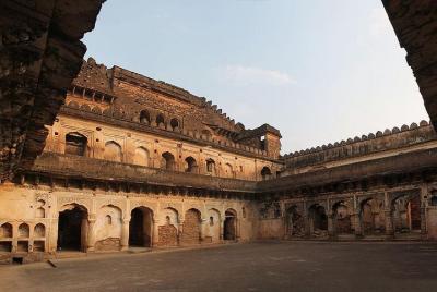 Excursion Trip to Unbeatable Kalinjar Fort Excursion Trip to Unbeatable Kalinjar Fort