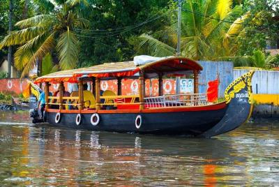 Kochi Private Tour: Kerala Backwater Shikara (Shaded Canoe Boat) Day Cruise Kochi Private Tour: Kerala Backwater Shikara (Shaded Canoe Boat) Day Cruise