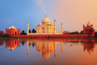 Day Trip to The Taj Mahal and Agra from Kochi with Commercial Return Flights Day Trip to The Taj Mahal and Agra from Kochi with Commercial Return Flights