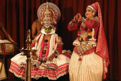 7-Night Kerala Tour to Kochi, Munnar, Periyar, Allepey and Kovalam 7-Night Kerala Tour to Kochi, Munnar, Periyar, Allepey and Kovalam