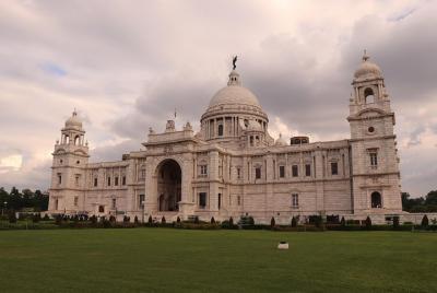 Kolkata Sightseeing With Monuments Entrances Kolkata Sightseeing With Monuments Entrances