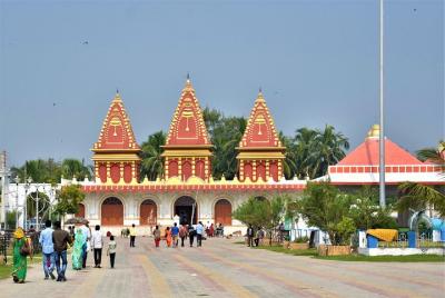 Private Tour: Temples and Ashrams of Ganga Sagar Day Trip from Kolkata Private Tour: Temples and Ashrams of Ganga Sagar Day Trip from Kolkata