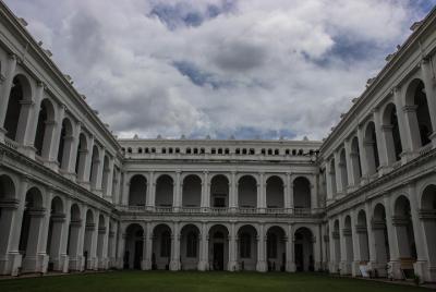 Kolkata, Bodhgaya & Varanasi Tour (7 Days) Kolkata, Bodhgaya & Varanasi Tour (7 Days)