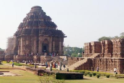 Kolkata to Bhubaneshwar Temple & Beaches Kolkata to Bhubaneshwar Temple & Beaches