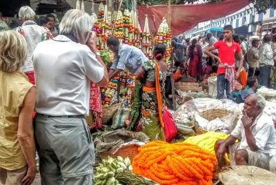 Hello Kolkata - A Half Day Guided City Tour Hello Kolkata - A Half Day Guided City Tour