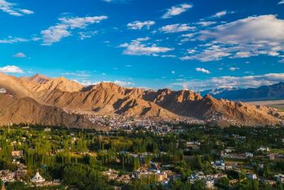 6 Days Leh Ladakh Backpacker Tour 6 Days Leh Ladakh Backpacker Tour