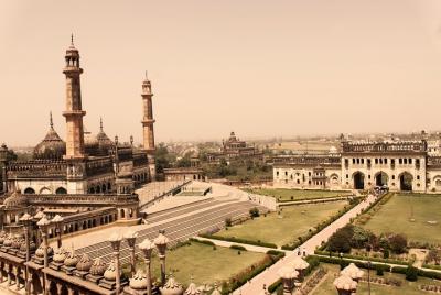 6-Hour Lucknow Sightseeing Tour with Hotel Pickup 6-Hour Lucknow Sightseeing Tour with Hotel Pickup