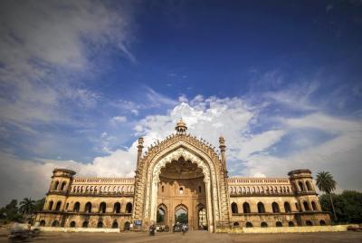 Lucknow Sightseeing With Monuments Entrances Lucknow Sightseeing With Monuments Entrances