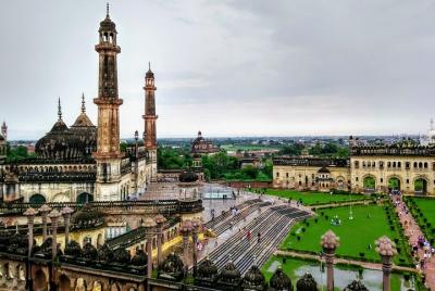 Lucknow Sightseeing With Monuments Entrances Lucknow Sightseeing With Monuments Entrances