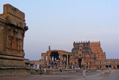 Day Trip to Thanjavur (Guided Sightseeing Tour by Car from Madurai) Day Trip to Thanjavur (Guided Sightseeing Tour by Car from Madurai)
