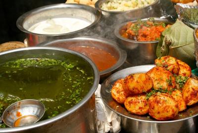 Madurai Street Food Crawl (2 Hours Guided Food Tasting Tour) Madurai Street Food Crawl (2 Hours Guided Food Tasting Tour)