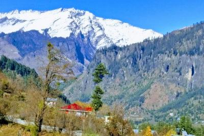 Private One Day Hiking Trip in Manali, Scenic Mountain Trail in Manali Private One Day Hiking Trip in Manali, Scenic Mountain Trail in Manali