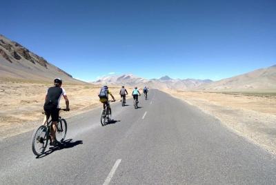 9-day Private Cycling Tour Manali to Leh Highway  9-day Private Cycling Tour Manali to Leh Highway