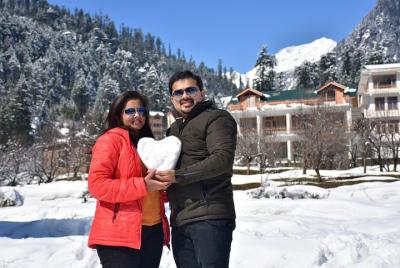 Photoshoot in Manali By Professional Photographer Photoshoot in Manali By Professional Photographer