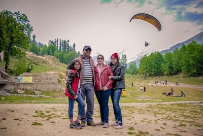 Professional Photoshoot in Solang Valley - Manali Professional Photoshoot in Solang Valley - Manali
