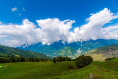 Bhrigu Lake and Alpine Meadow Trek Bhrigu Lake and Alpine Meadow Trek