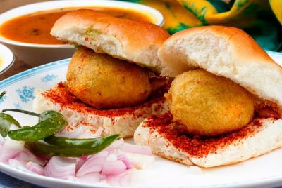 Mumbai Local with Street Food Tour in Private Vehicle Mumbai Local with Street Food Tour in Private Vehicle