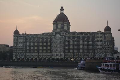 Private Full-Day Mumbai Sightseeing Tour with Dharavi Slums  Private Full-Day Mumbai Sightseeing Tour with Dharavi Slums