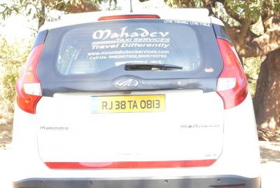 Private A/c Transfer Mount Abu To Udaipur ( 6 Seat A/c Suv) Private A/c Transfer Mount Abu To Udaipur ( 6 Seat A/c Suv)