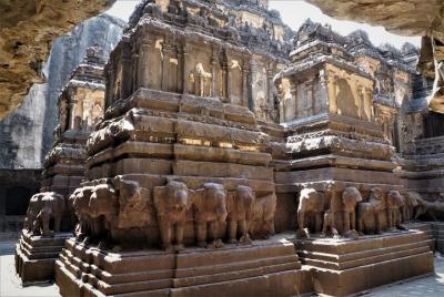 Mumbai to Ellora 3-Day Tour with Ajanta Caves Mumbai to Ellora 3-Day Tour with Ajanta Caves