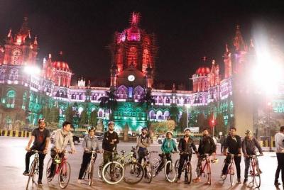 Midnight Cycling Adventure Tour in Mumbai Midnight Cycling Adventure Tour in Mumbai