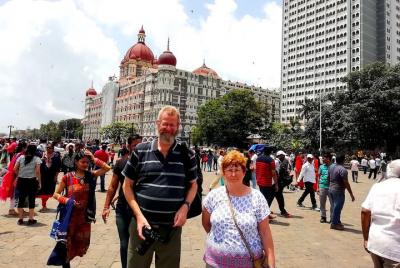 Full day city tour of Mumbai with guide & lunch Full day city tour of Mumbai with guide & lunch