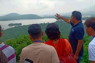 Half-Day Private Guided Cultural Tour of Mumbai Half-Day Private Guided Cultural Tour of Mumbai