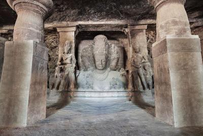 Elephanta Caves Tour including Lunch and Transport Elephanta Caves Tour including Lunch and Transport