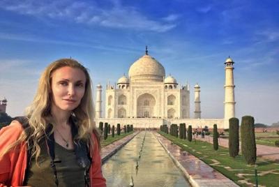 Taj Mahal Private Tour from Mumbai by Round-trip Flight Taj Mahal Private Tour from Mumbai by Round-trip Flight