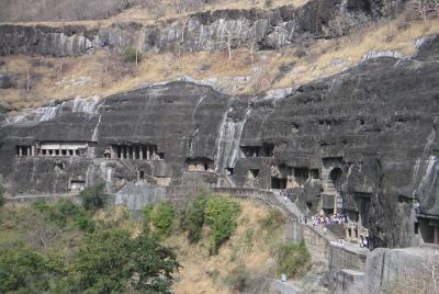 Aurangabad, Ajanta and Ellora Caves Tour with flight from Mumbai (3 Days) Aurangabad, Ajanta and Ellora Caves Tour with flight from Mumbai (3 Days)