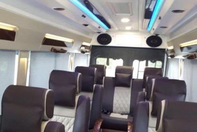 Private Arrival Transfer from Mumbai Airport to Hotel Including VIP Assistance Private Arrival Transfer from Mumbai Airport to Hotel Including VIP Assistance