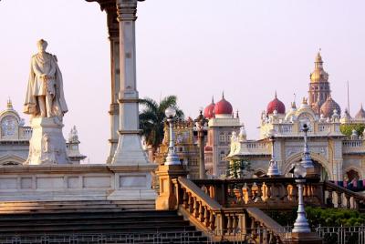 Heritage & Cultural Walk of Mysore (2 Hours Guided Walking Tour) Heritage & Cultural Walk of Mysore (2 Hours Guided Walking Tour)