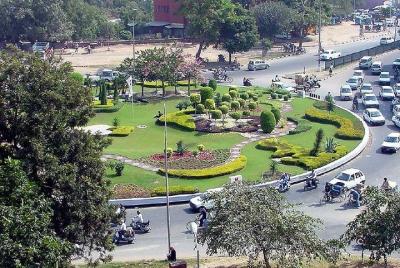 Delhi Chandigarh One Day Tour(8 Hour Tour) Delhi Chandigarh One Day Tour(8 Hour Tour)