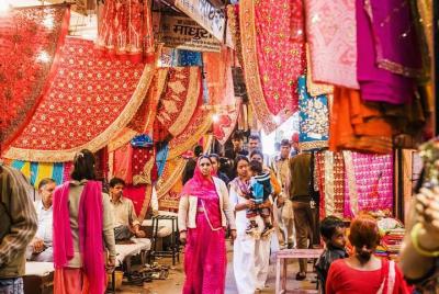 Half Day Delhi Shopping Tour. New Delhi And Old Delhi Shopping Tour Half Day Delhi Shopping Tour. New Delhi And Old Delhi Shopping Tour