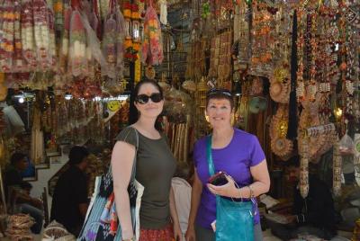 Old Delhi Shopping Tour with visit to Masterji Kee Haveli Old Delhi Shopping Tour with visit to Masterji Kee Haveli