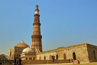 Private Old and New Delhi Tour - Best of Delhi in 8 Hours with Entrances Private Old and New Delhi Tour - Best of Delhi in 8 Hours with Entrances