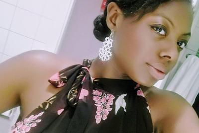 Handmade thread earrings & keyrings Handmade thread earrings & keyrings