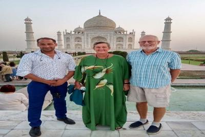 Taj Mahal Private Day Tour by Car with Guide Taj Mahal Private Day Tour by Car with Guide